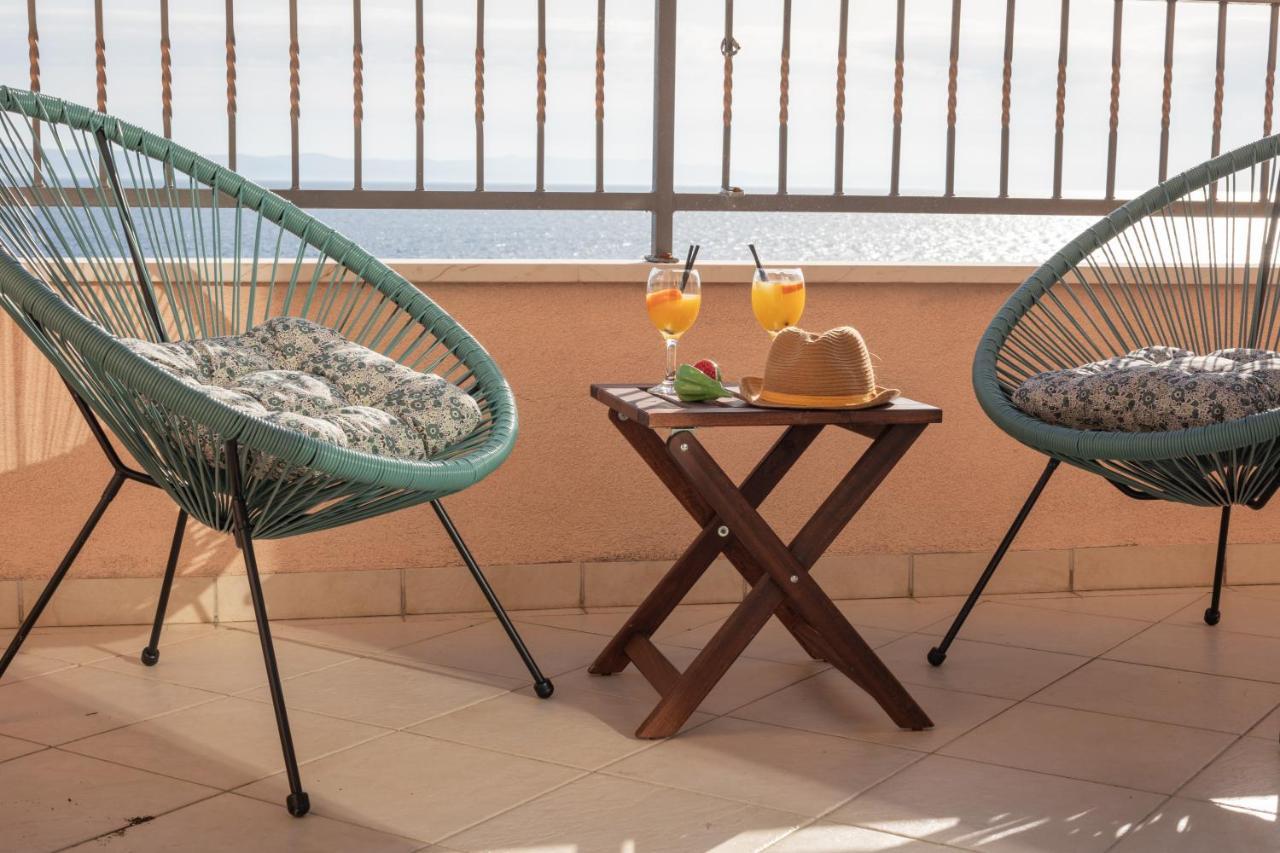 Waterfront Roko Apartment
